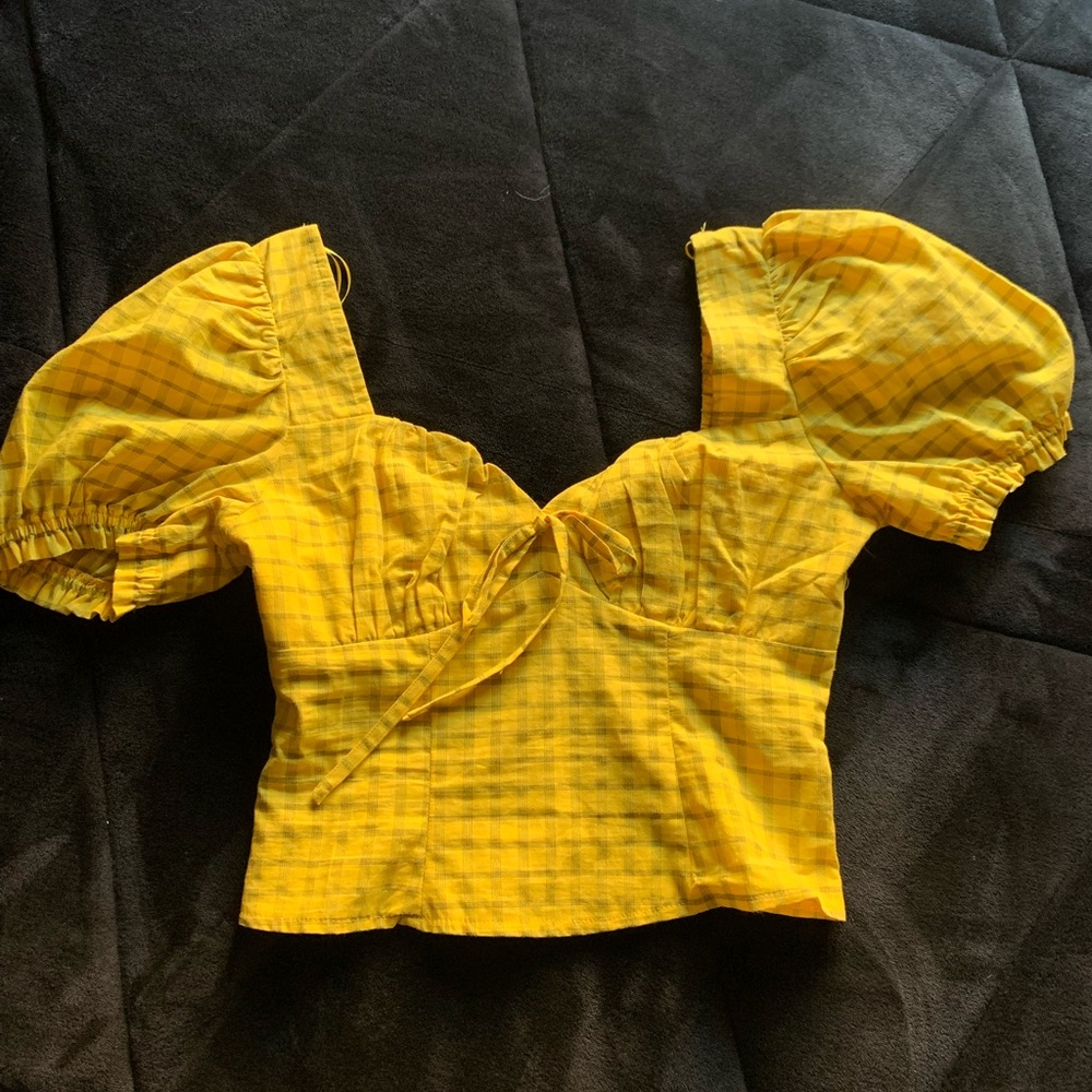 Cinched Yellow Shirt